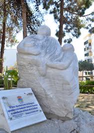 El abrazo a la cultura El abrazo a la cultura