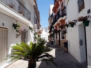 estepona calle suspiro