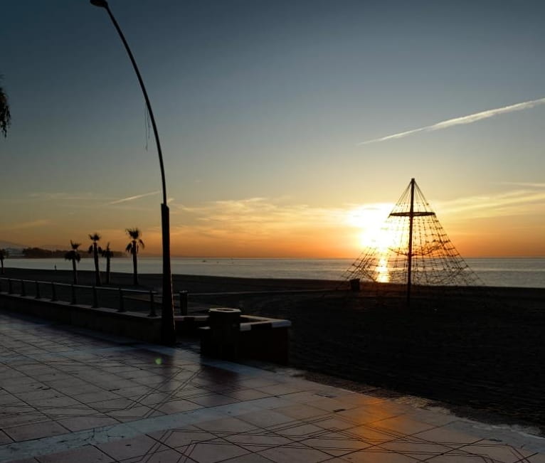 Puesta de Sol en la Playa de la Rada.jpeg