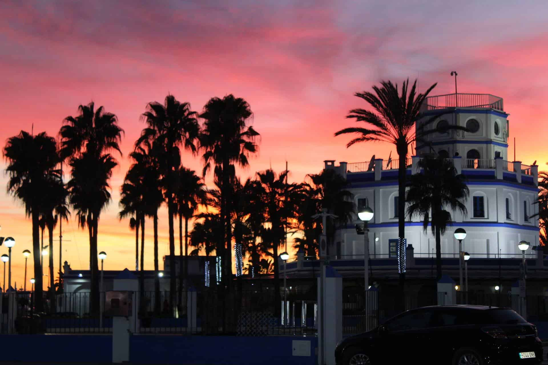 atardecer en Estepona desde el puerto marítimo